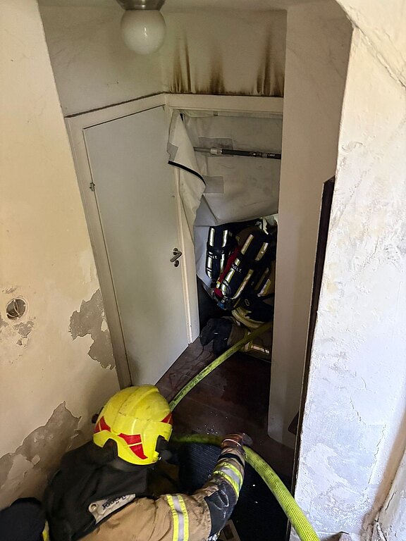 251025_Brand_waldaufstraße_ADA1E245-CE3C-4AA9-B840-9D1B2B6D8817_web.jpg