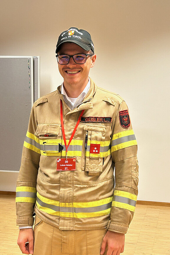 251017_FLA Gold003.jpeg  