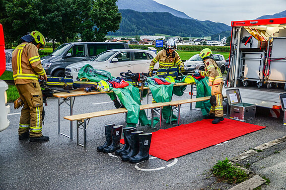 260820_Gefahrgutübung_DSC_3052_web.jpg  